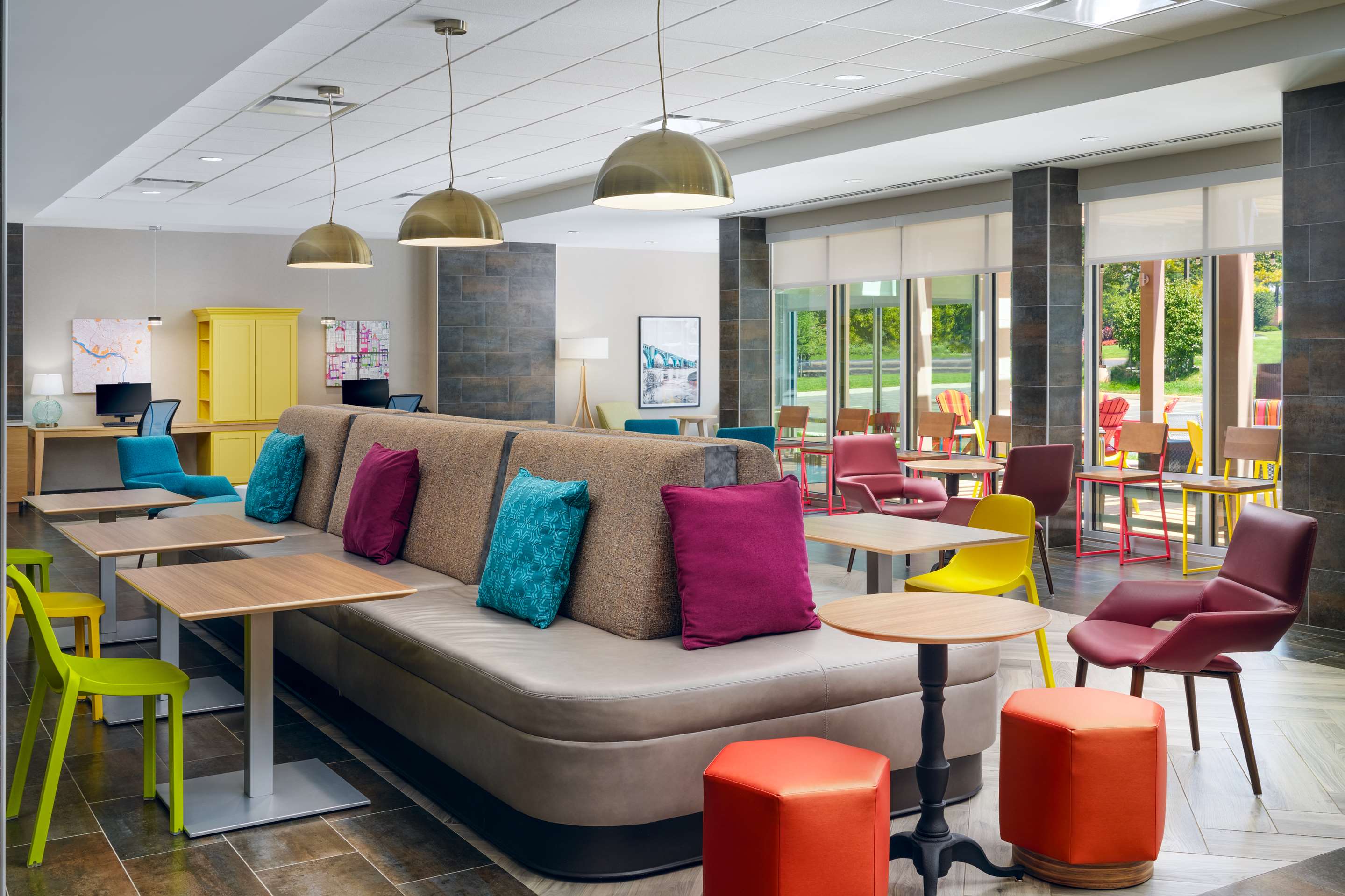 Lobby | Home2 Suites By Hilton Richmond Glenside