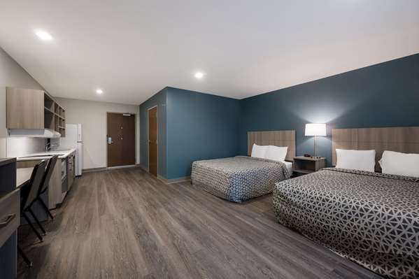 Suite - WoodSpring Suites Wixom I-96, Exit 159
