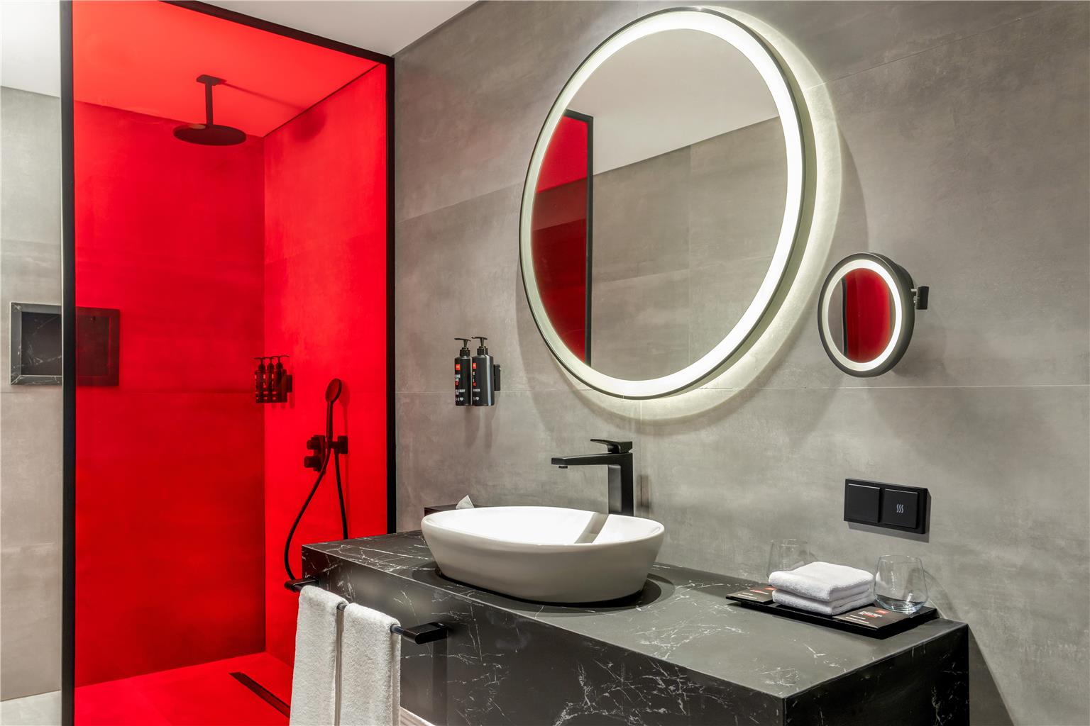 RADISSON RED IZMIR POINT BORNOVA-guestroom-Guest Room,Bathroom,On-Site.jpg