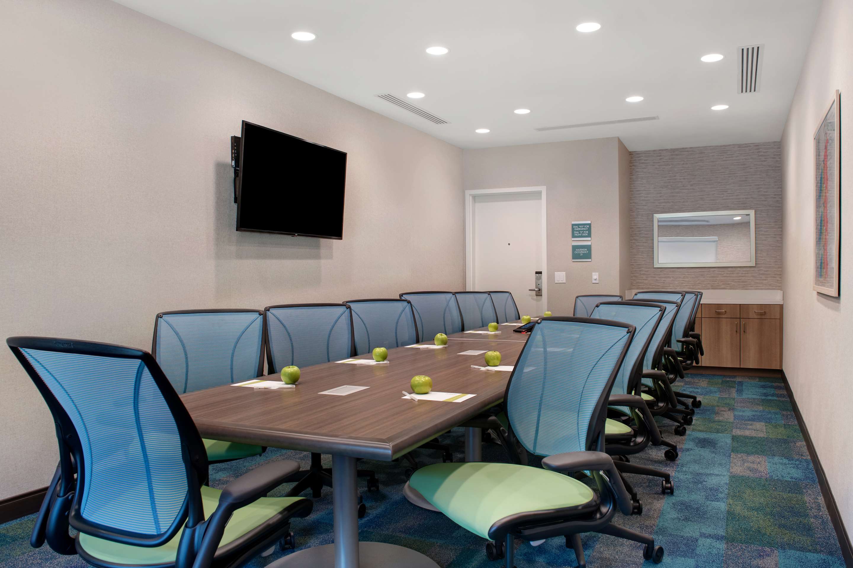 Meeting Room | Home2 Suites By Hilton Fayetteville North