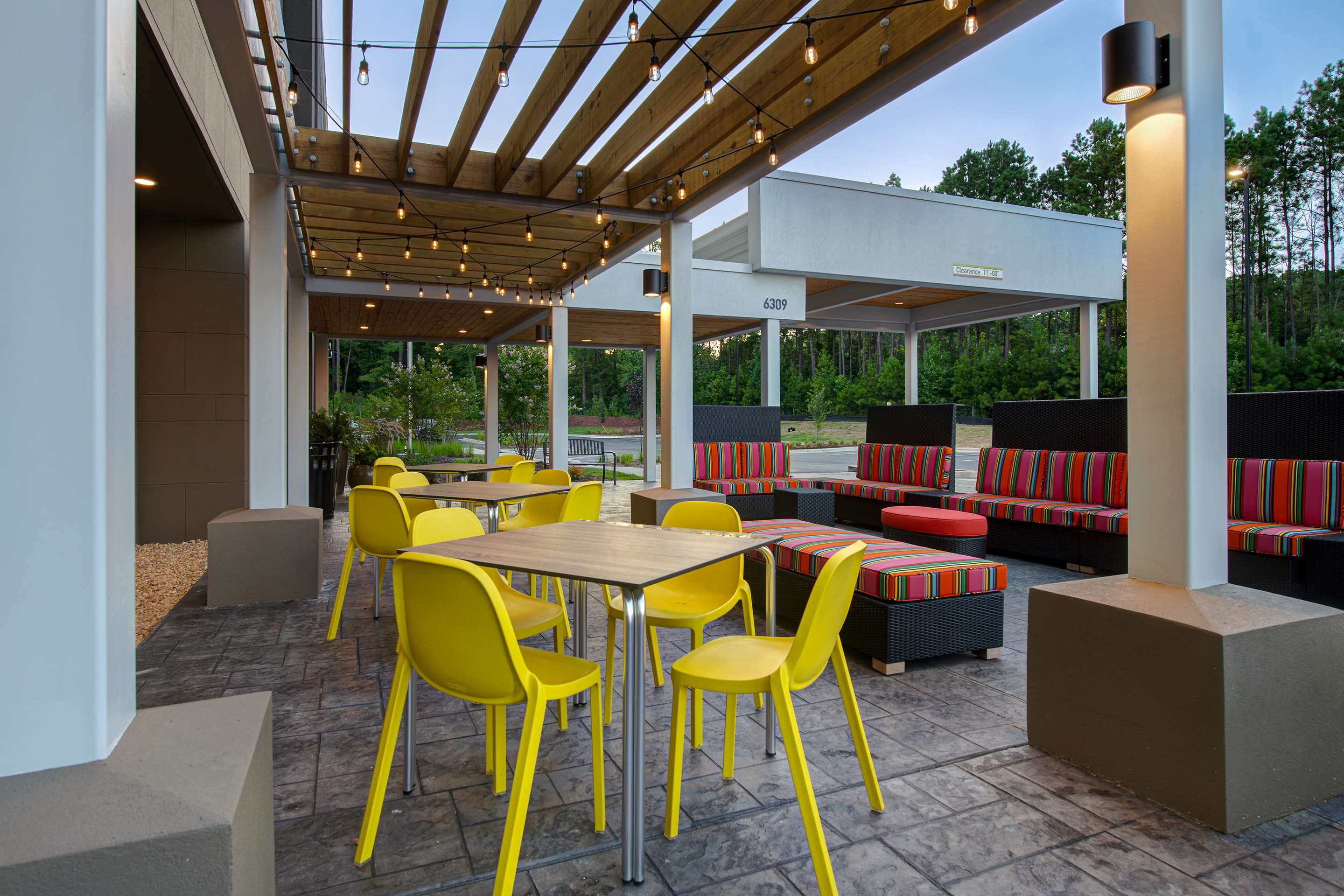 Exterior | Home2 Suites By Hilton Fayetteville North