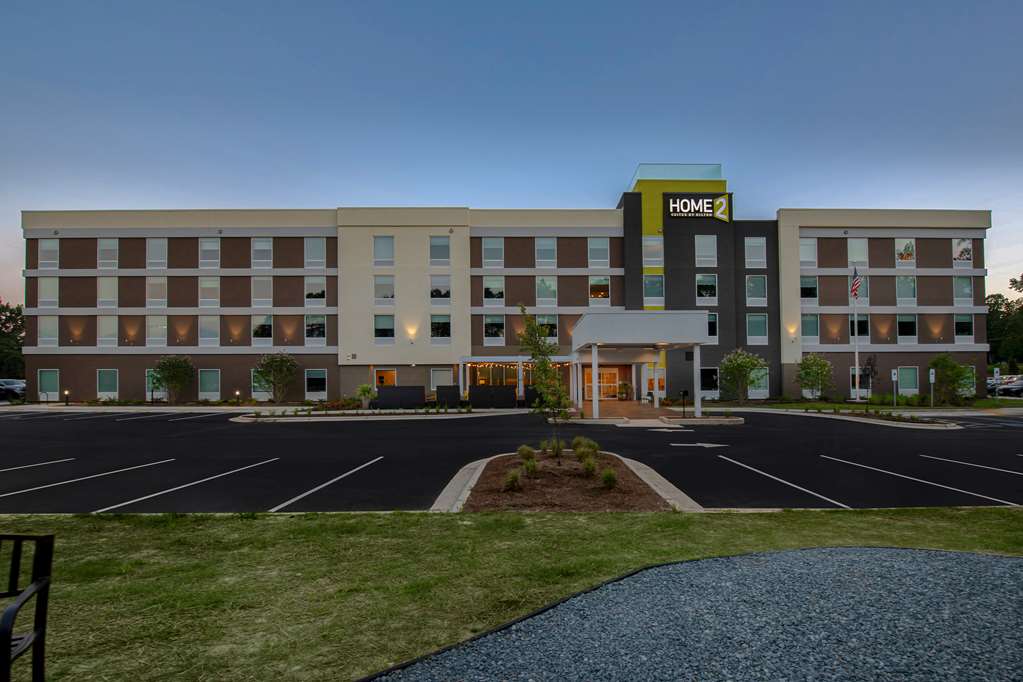 Home2 Stes by Hilton Fayetteville North