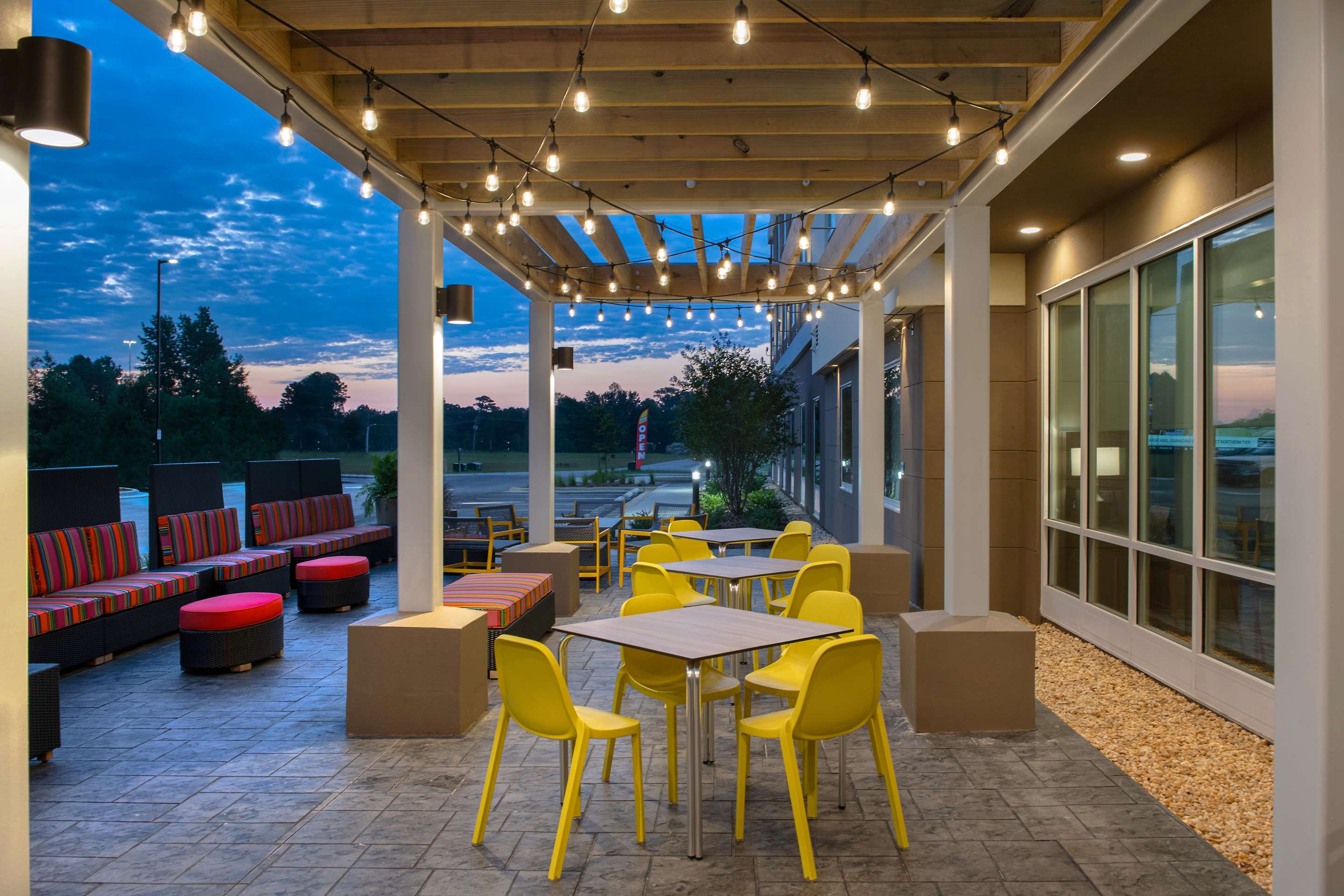 Exterior | Home2 Suites By Hilton Fayetteville North