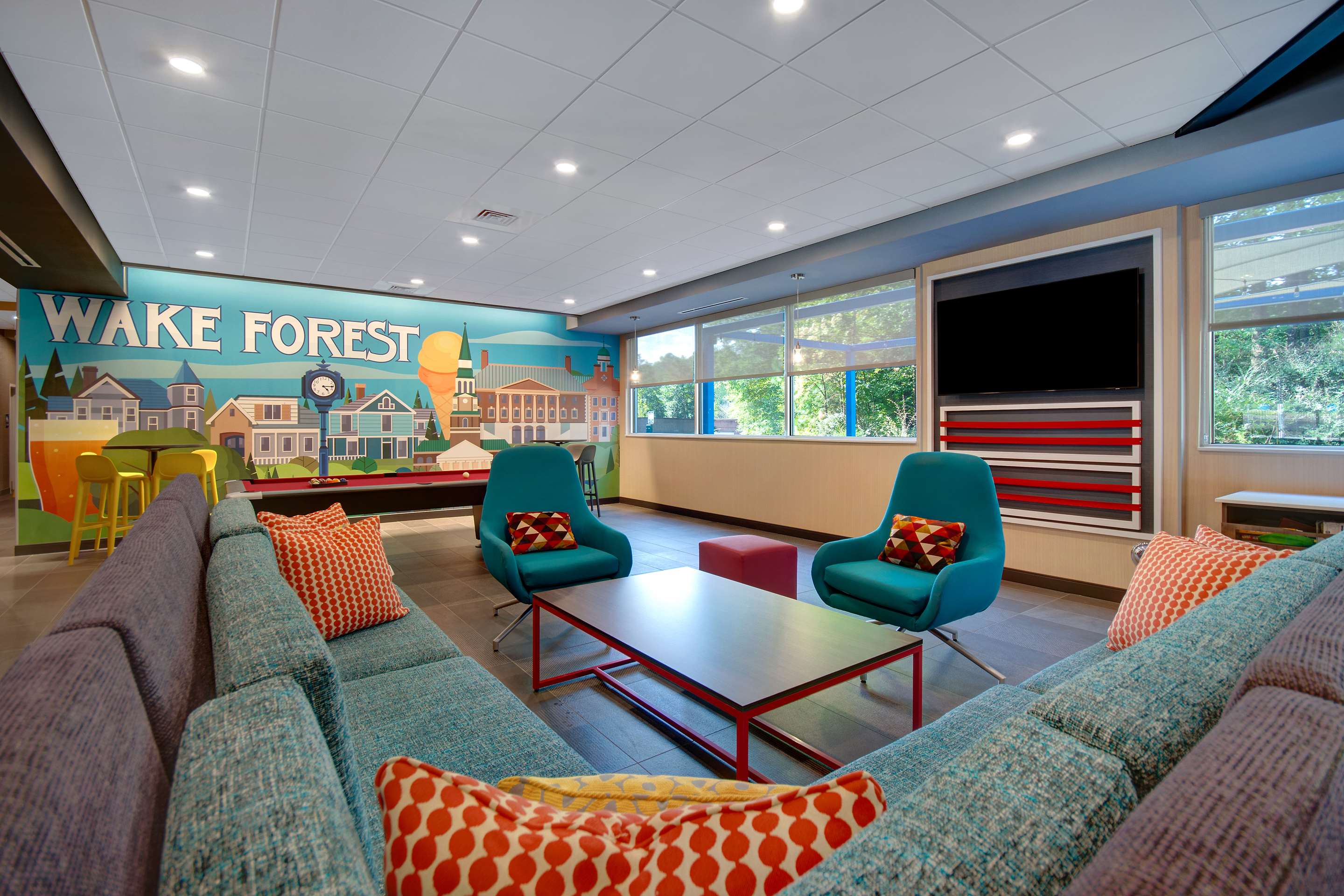 Lobby | TRU BY Hilton Wake Forest Raleigh North