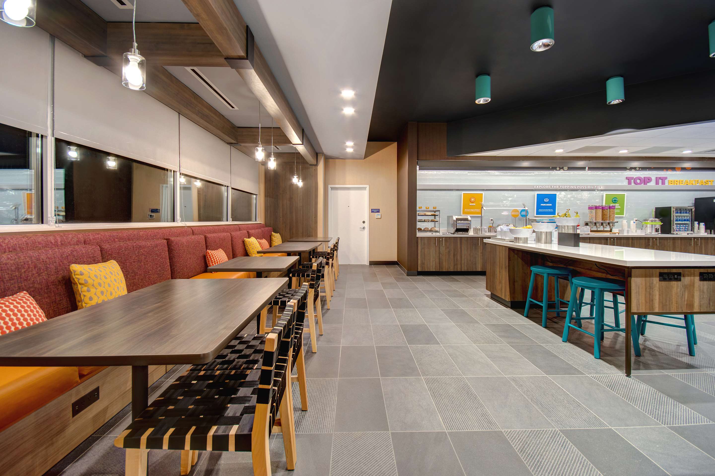 Breakfast Area | TRU BY Hilton Wake Forest Raleigh North