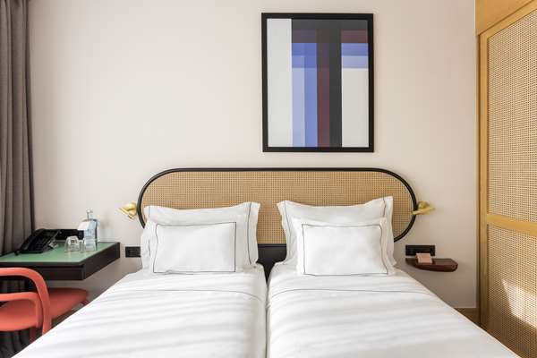 TWIN GUEST ROOM