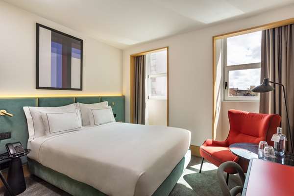 QUEEN GUEST ROOM