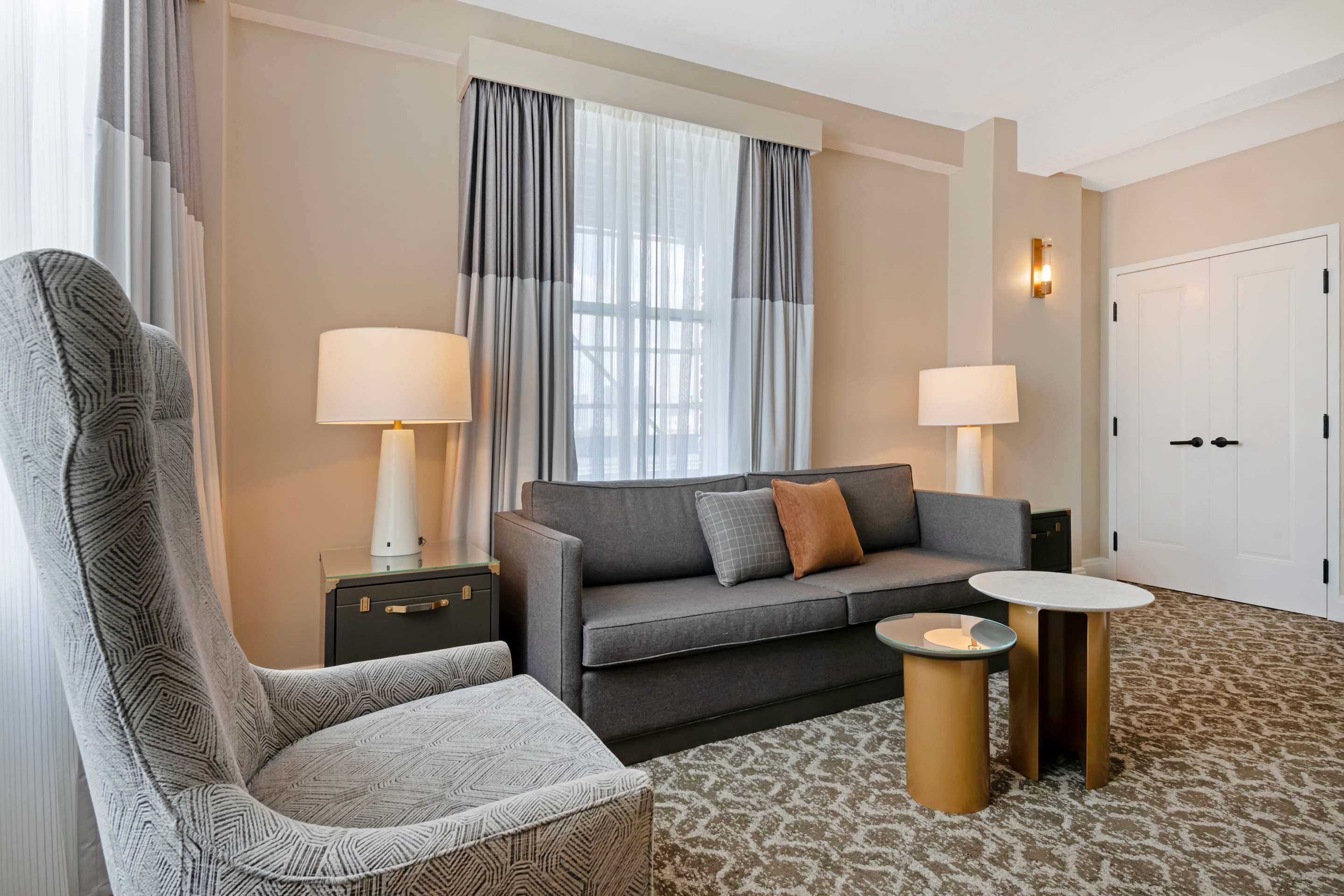 Guest room