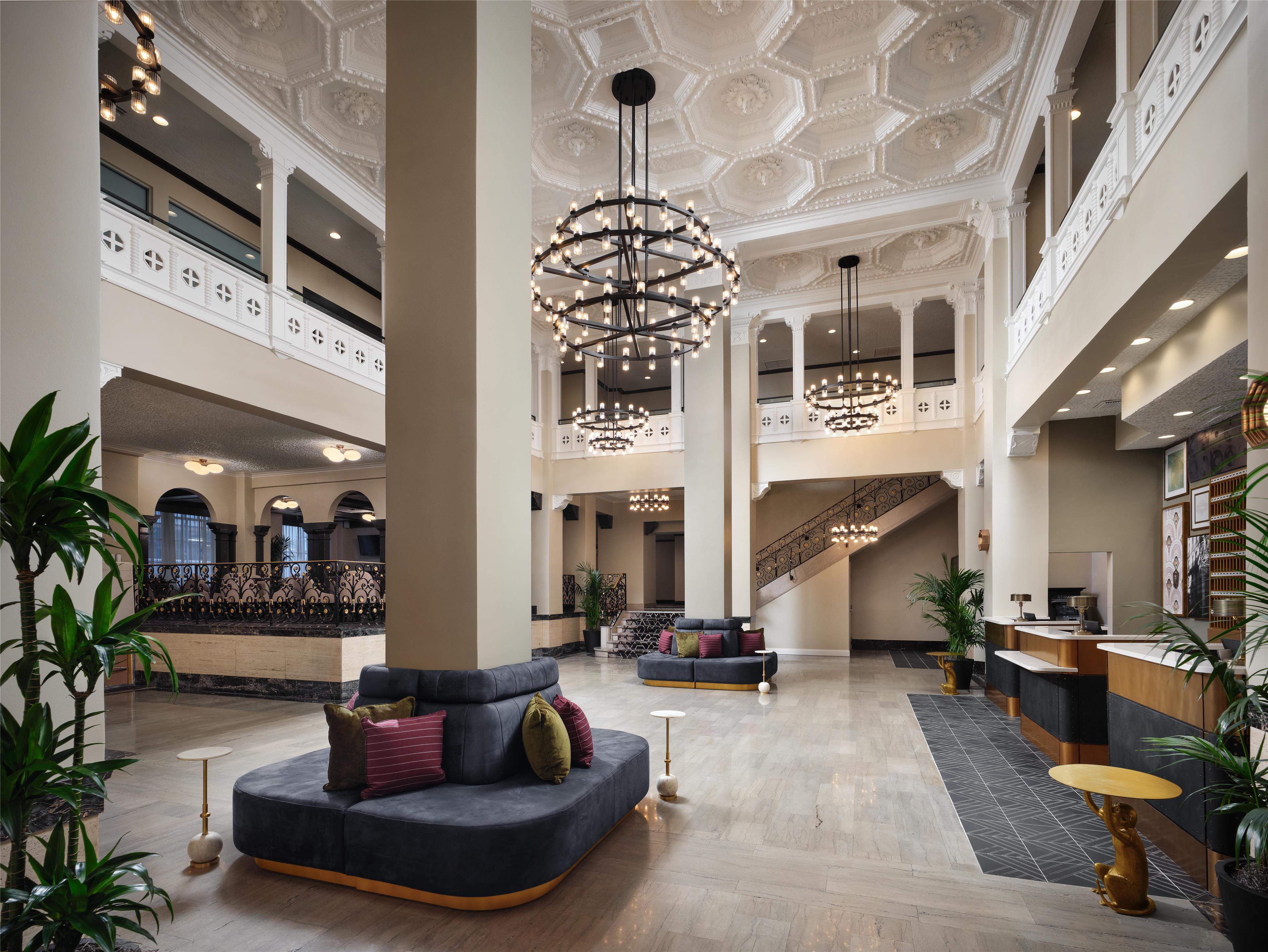 Lobby | Hotel Flor Tampa Downtown, Tapestry Collection by Hilton