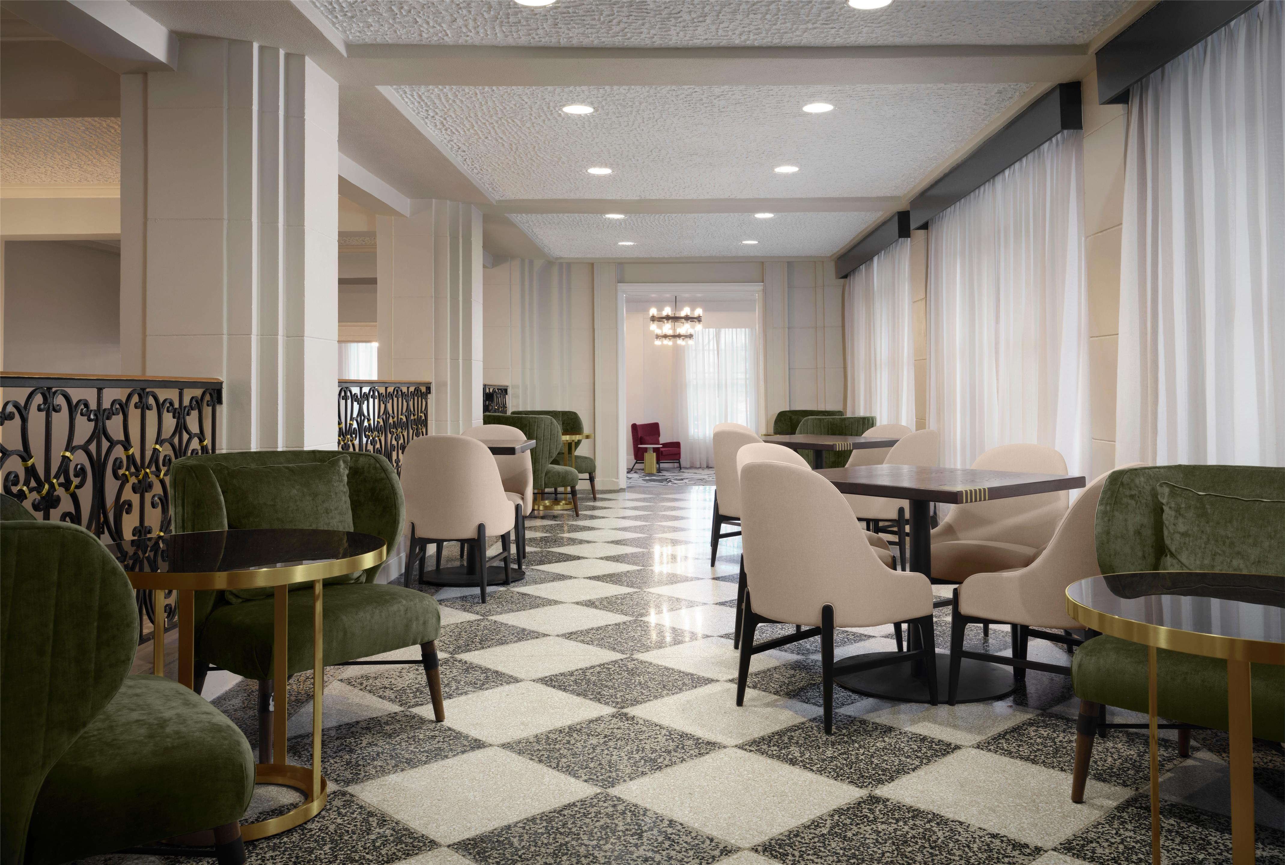 Lobby | Hotel Flor Tampa Downtown, Tapestry Collection by Hilton