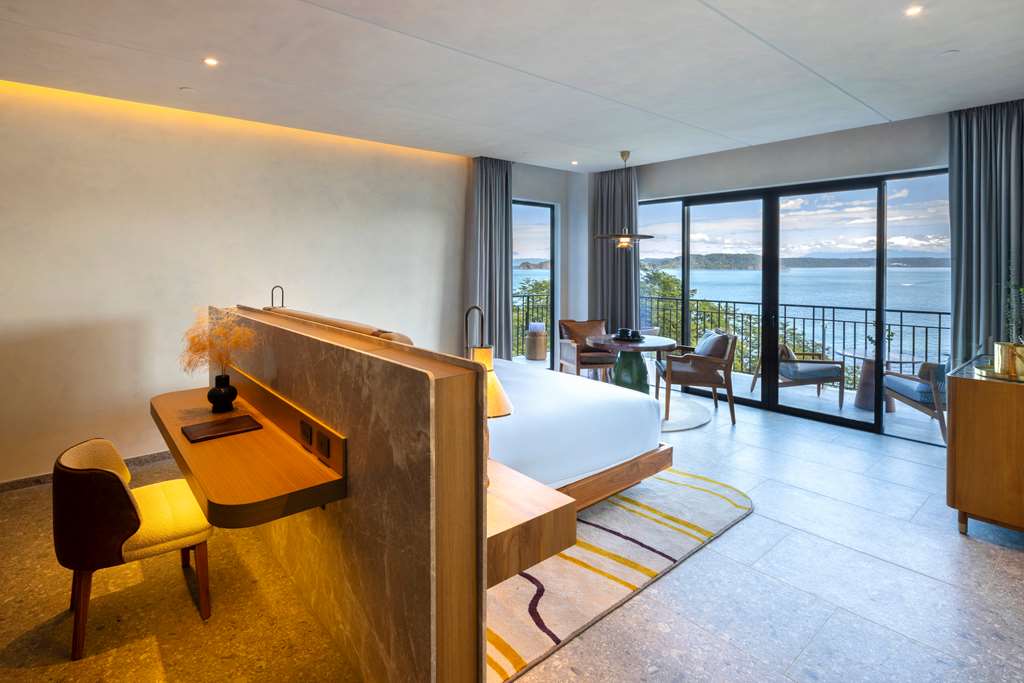 Waldorf Astoria Costa Rica Punta Cacique - Tap to explore photos