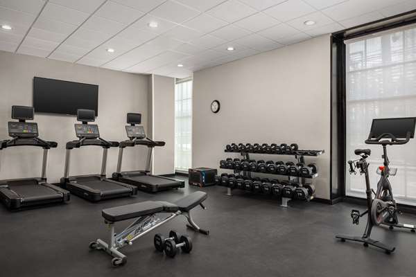 Fitness/ Exercise Room - Hampton Inn French Quarter Market Area New Orleans