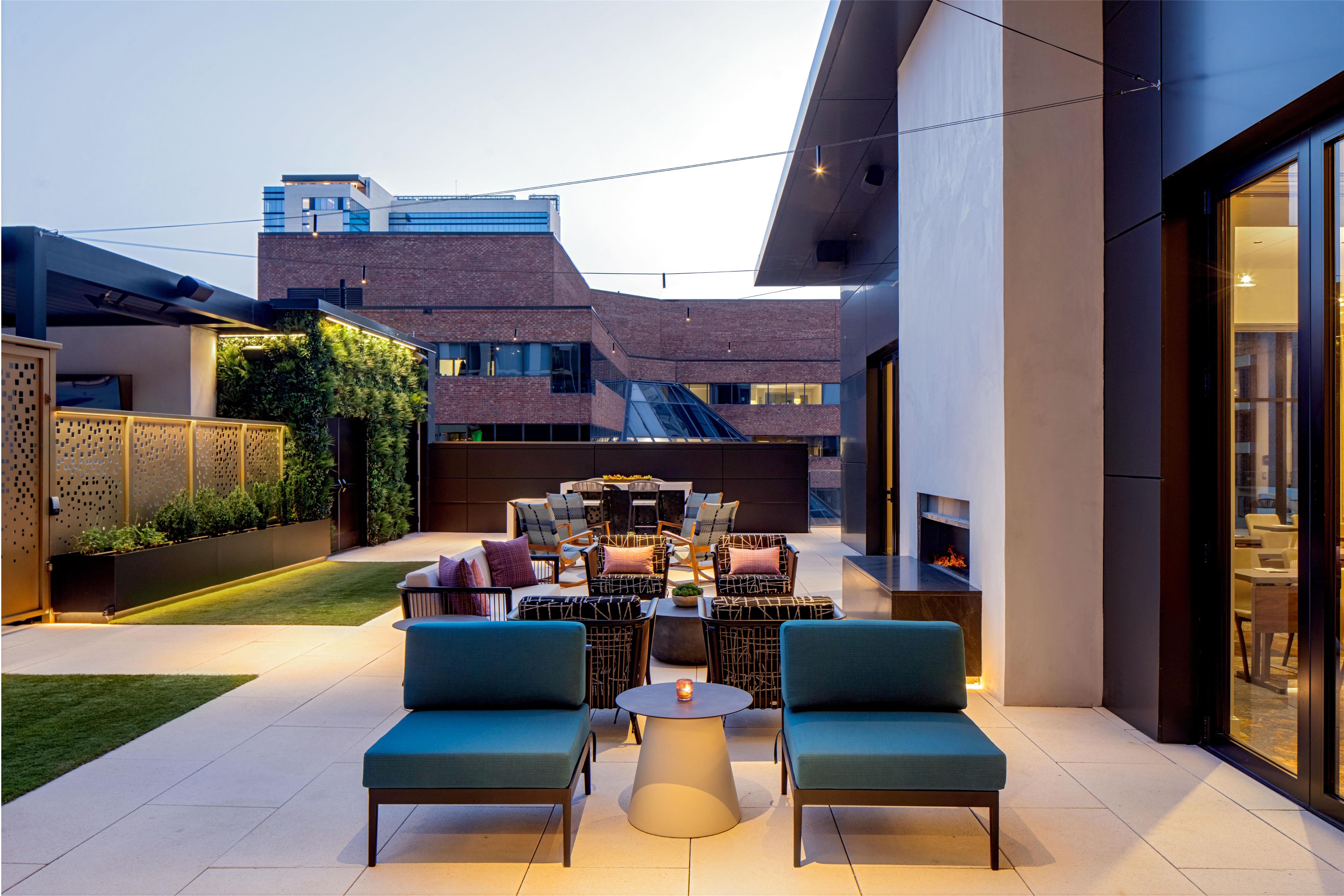Exterior | Tempo By Hilton Nashville Downtown