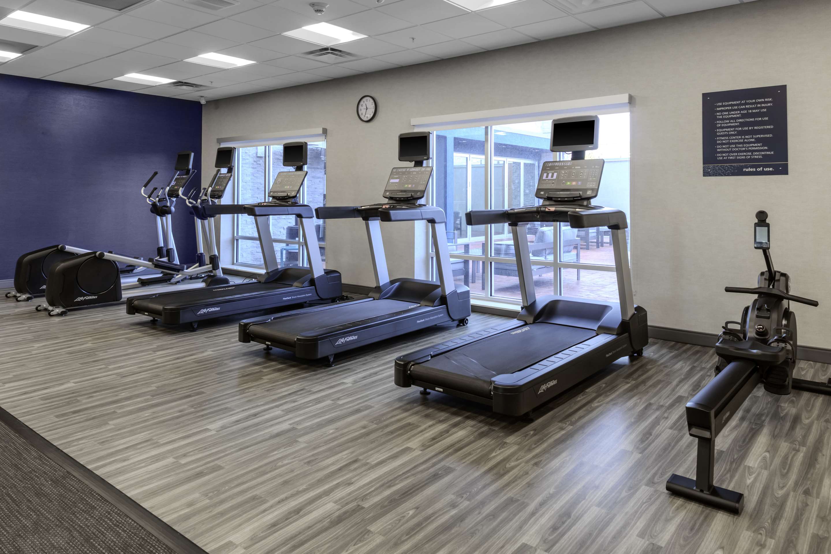 Health club fitness center gym | Hampton Inn & Suites Indianapolis West Speedway