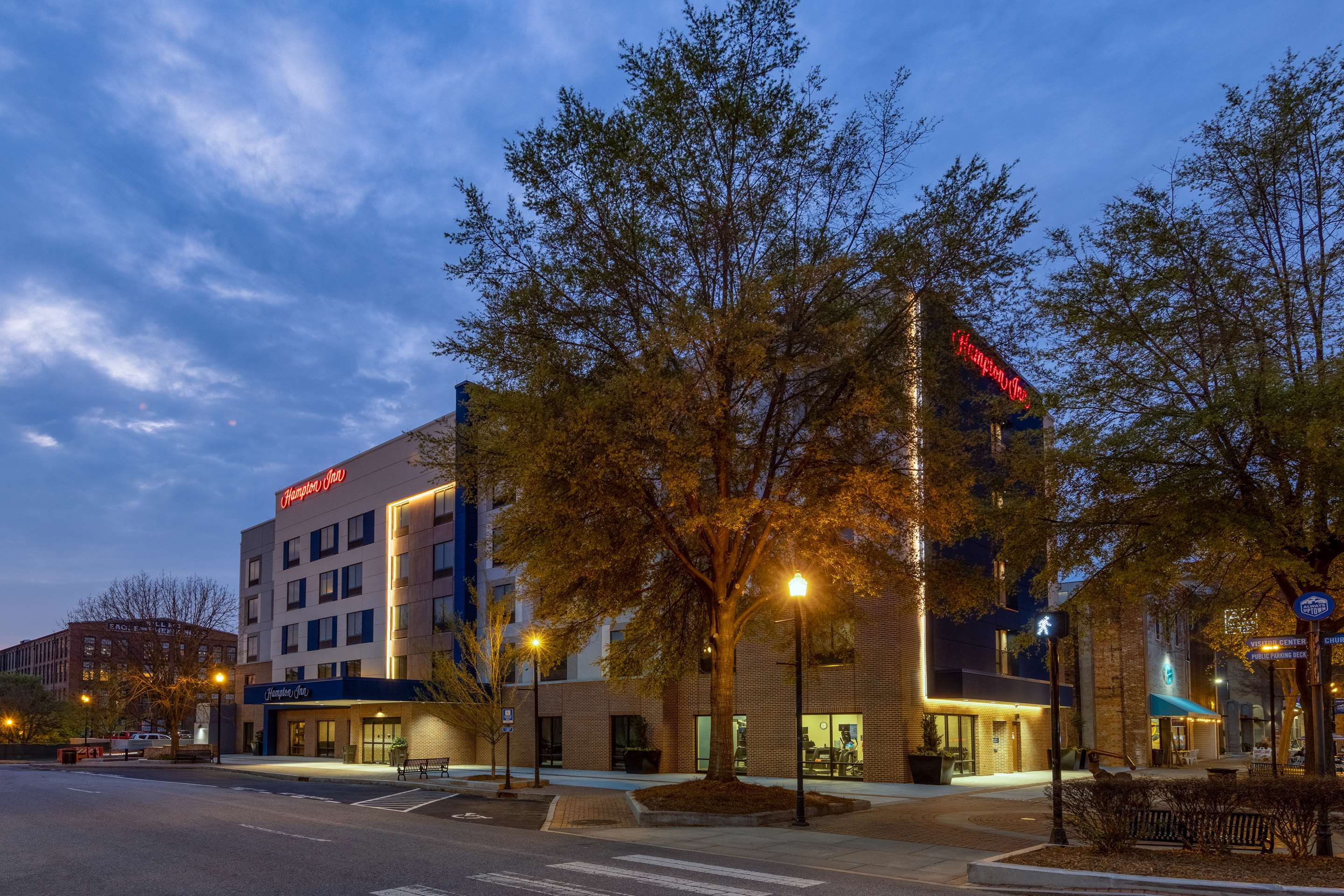 Exterior | Hampton Inn Columbus Downtown, GA
