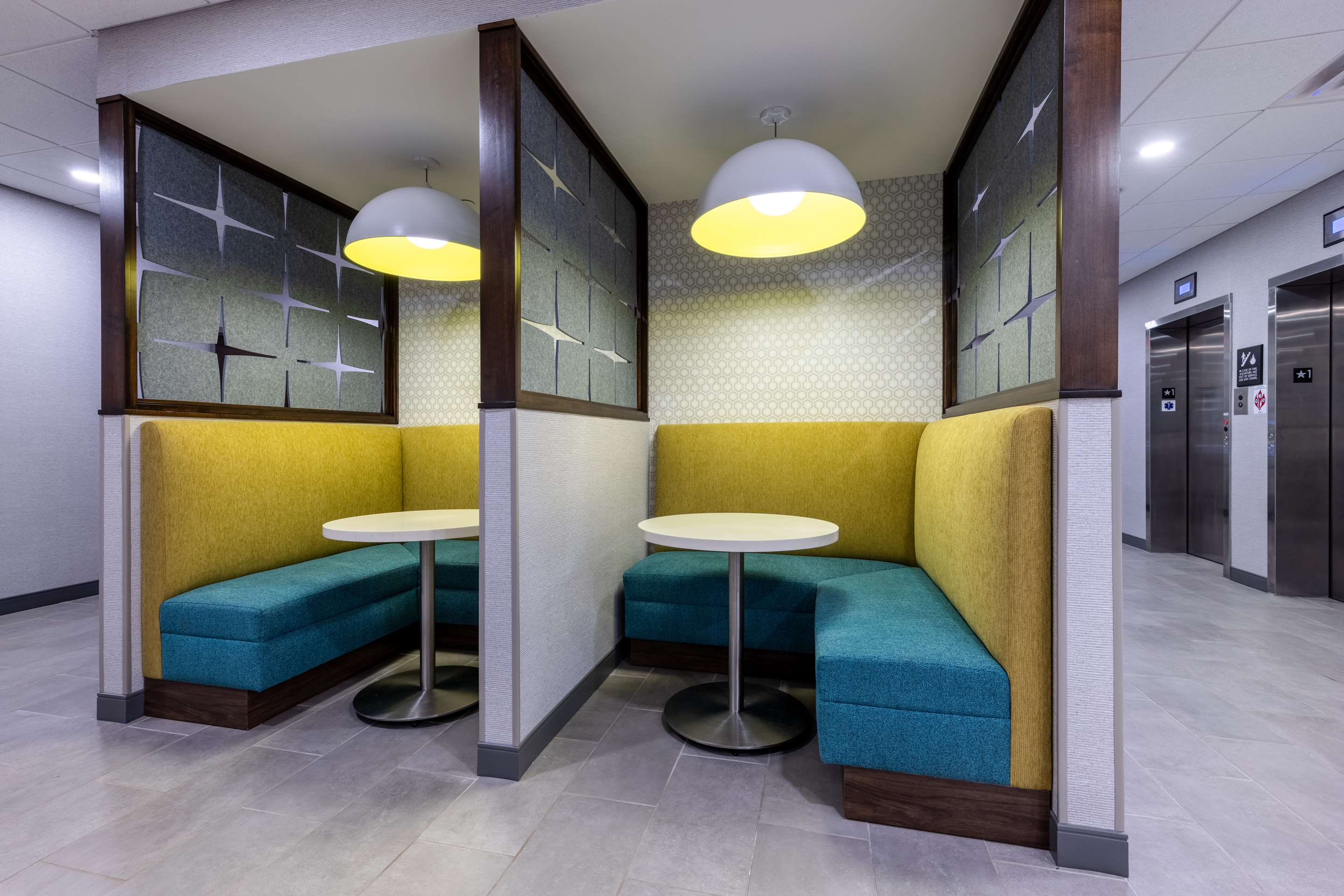 Business Center | Hampton Inn Columbus Downtown, GA