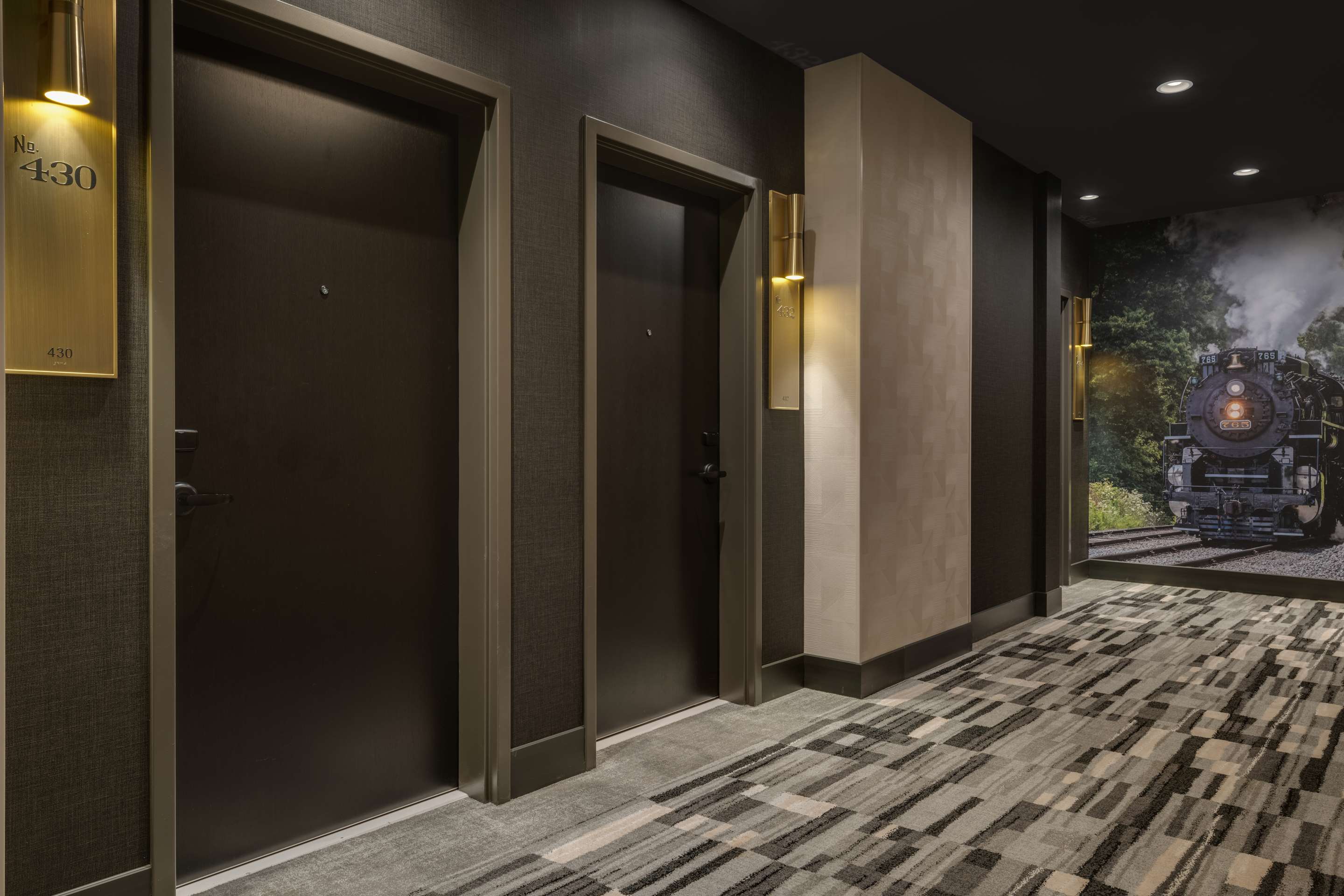 Lobby | Hotel Nickel Plate Fishers, Tapestry Collection By Hilton