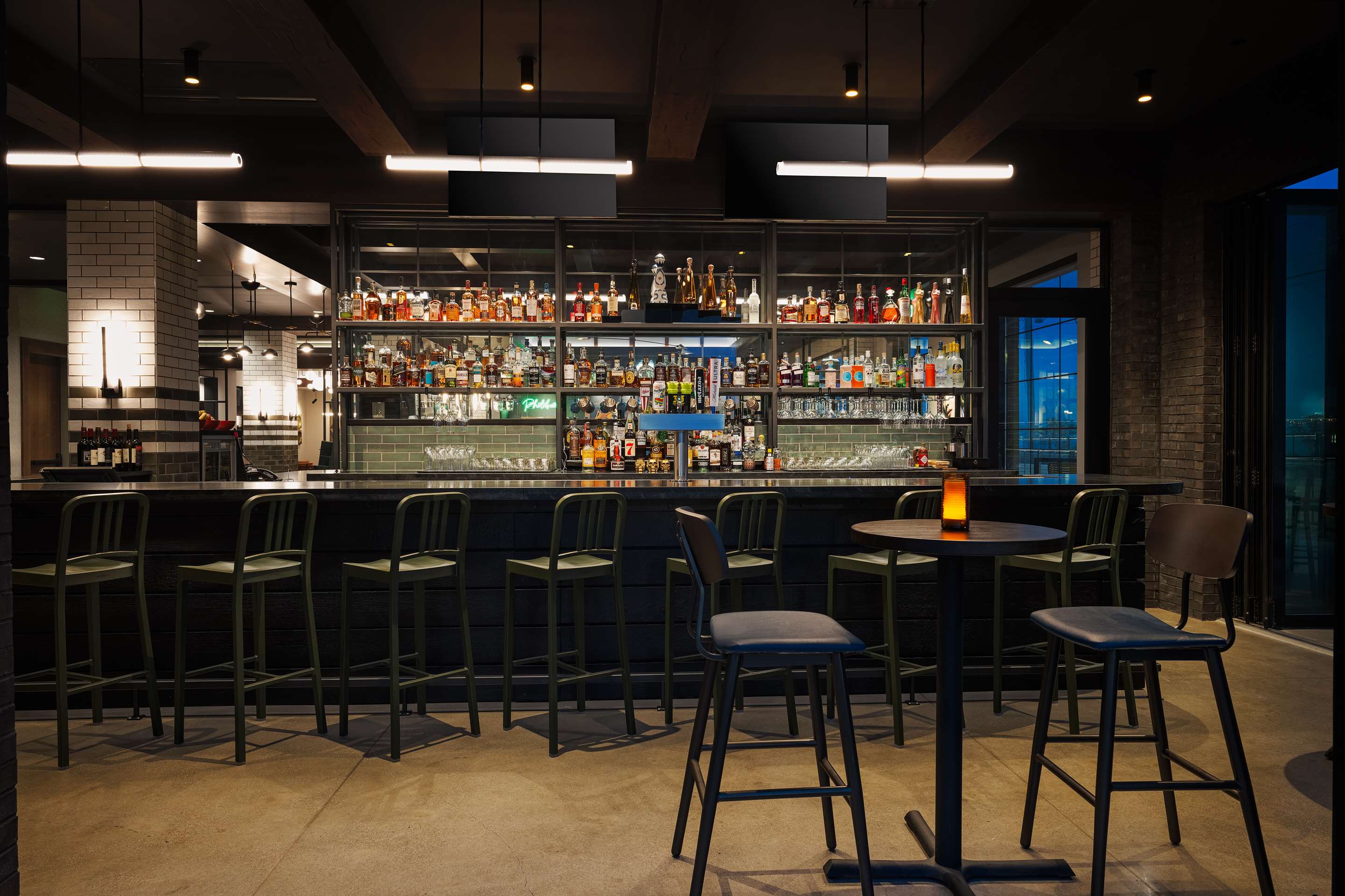 BarLounge | Hotel Nickel Plate Fishers, Tapestry Collection By Hilton