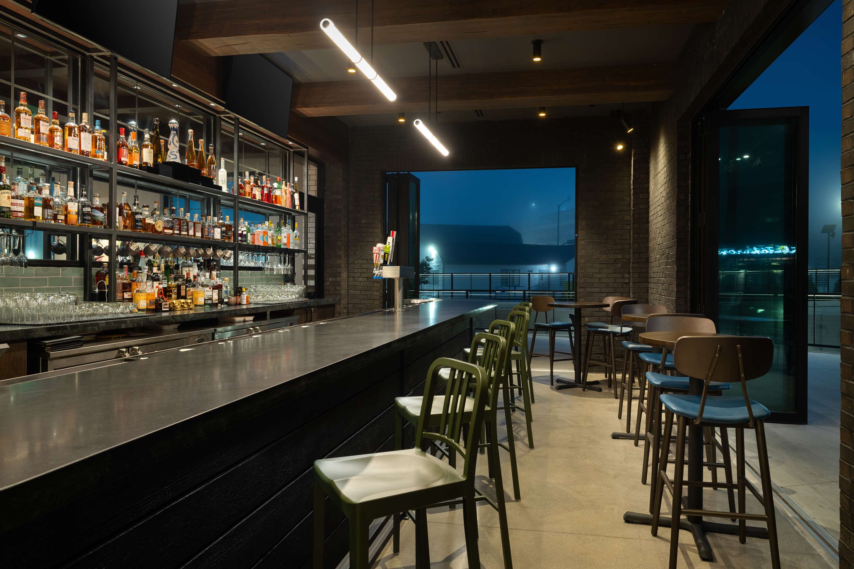 BarLounge | Hotel Nickel Plate Fishers, Tapestry Collection By Hilton