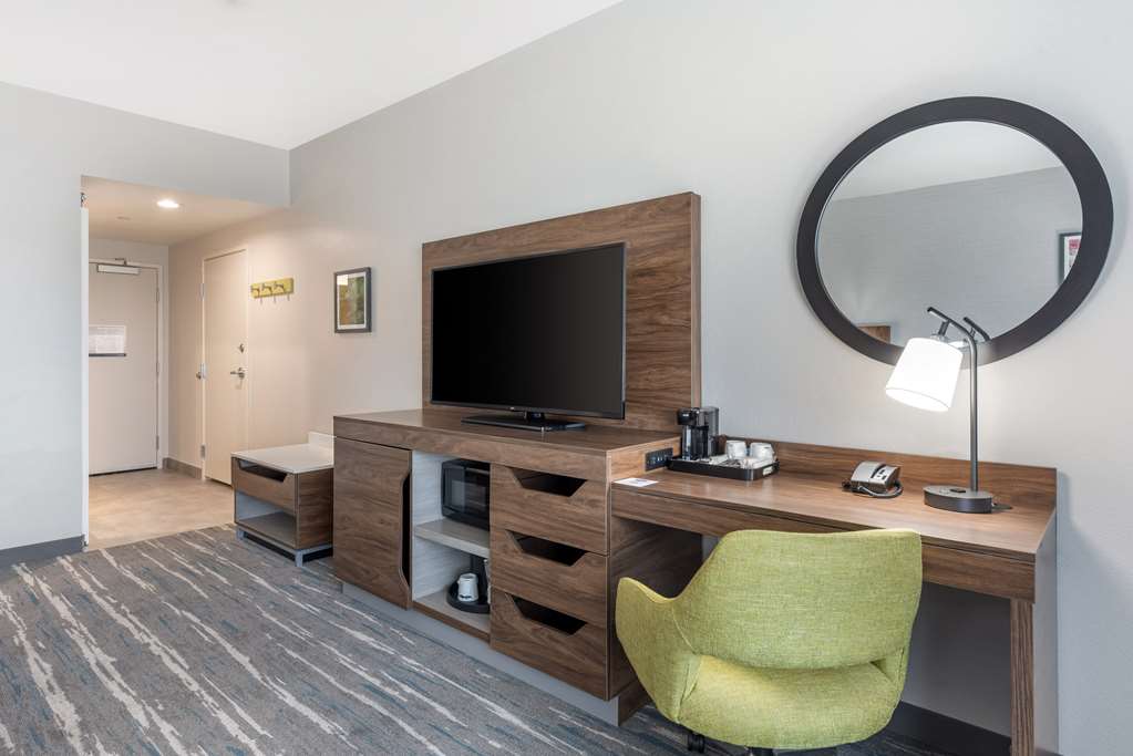 Hampton Inn by Hilton Harker Heights Room Type - 2 QUEENS HEARING ACC