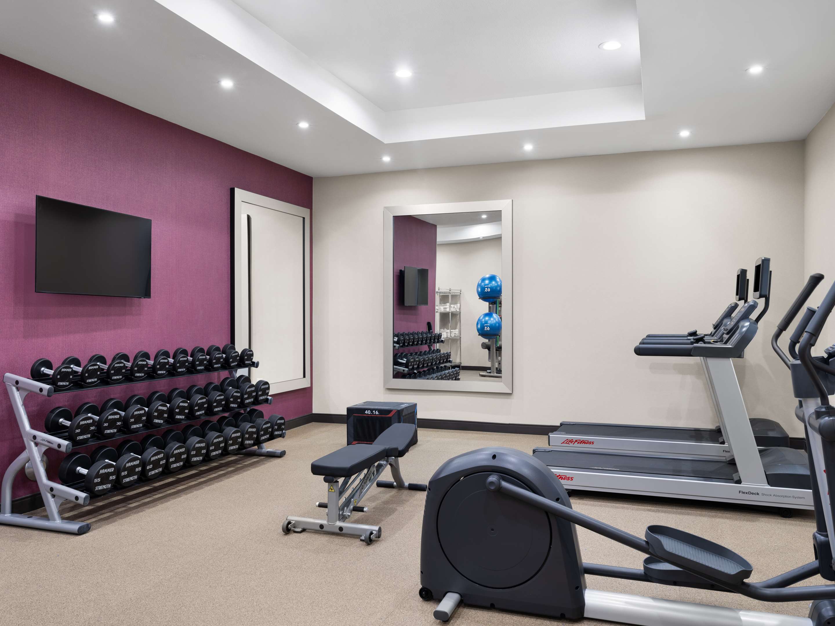Health club fitness center gym | Home2 Suites By Hilton Round Rock Medical Center