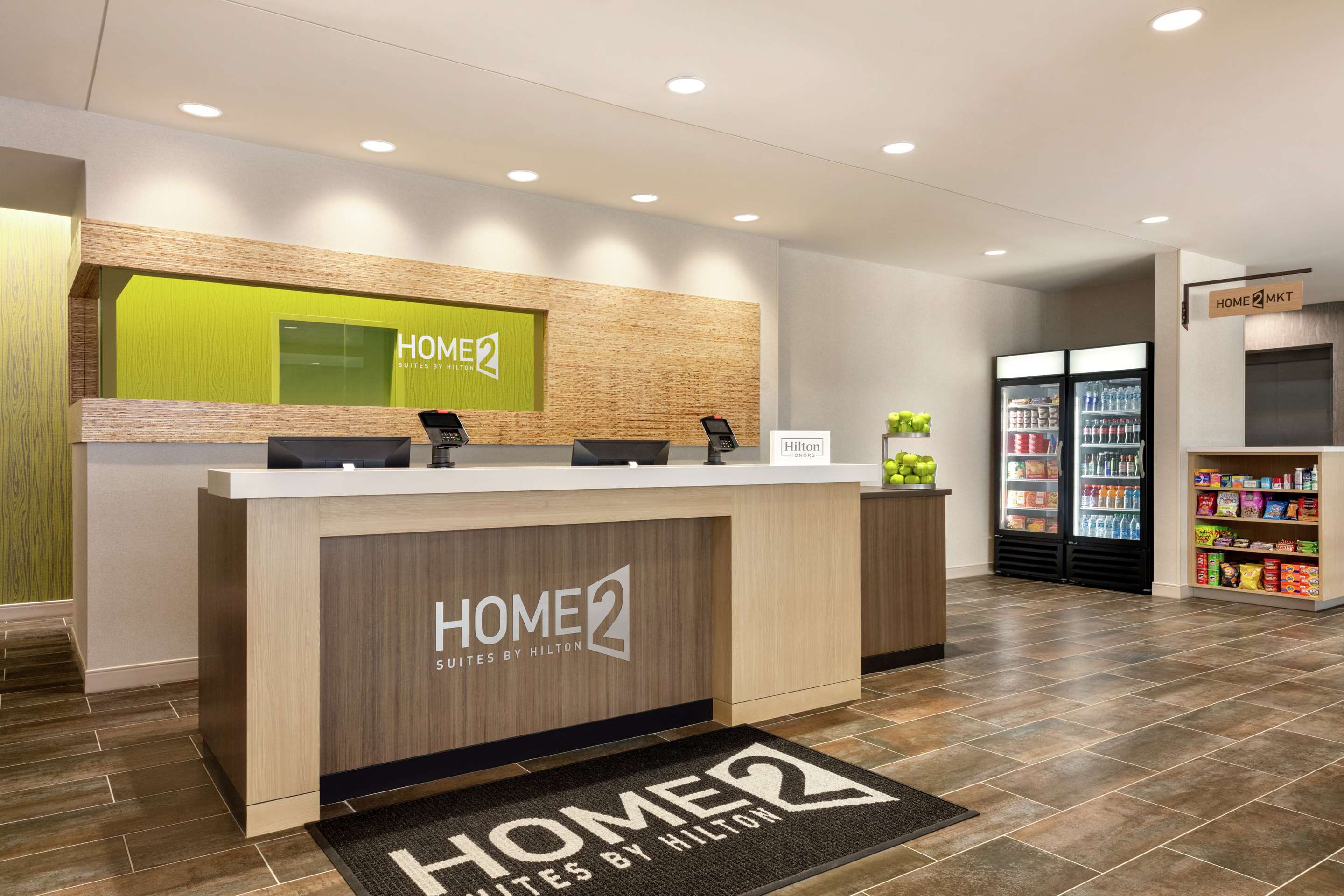 Reception | Home2 Suites By Hilton Milwaukee West