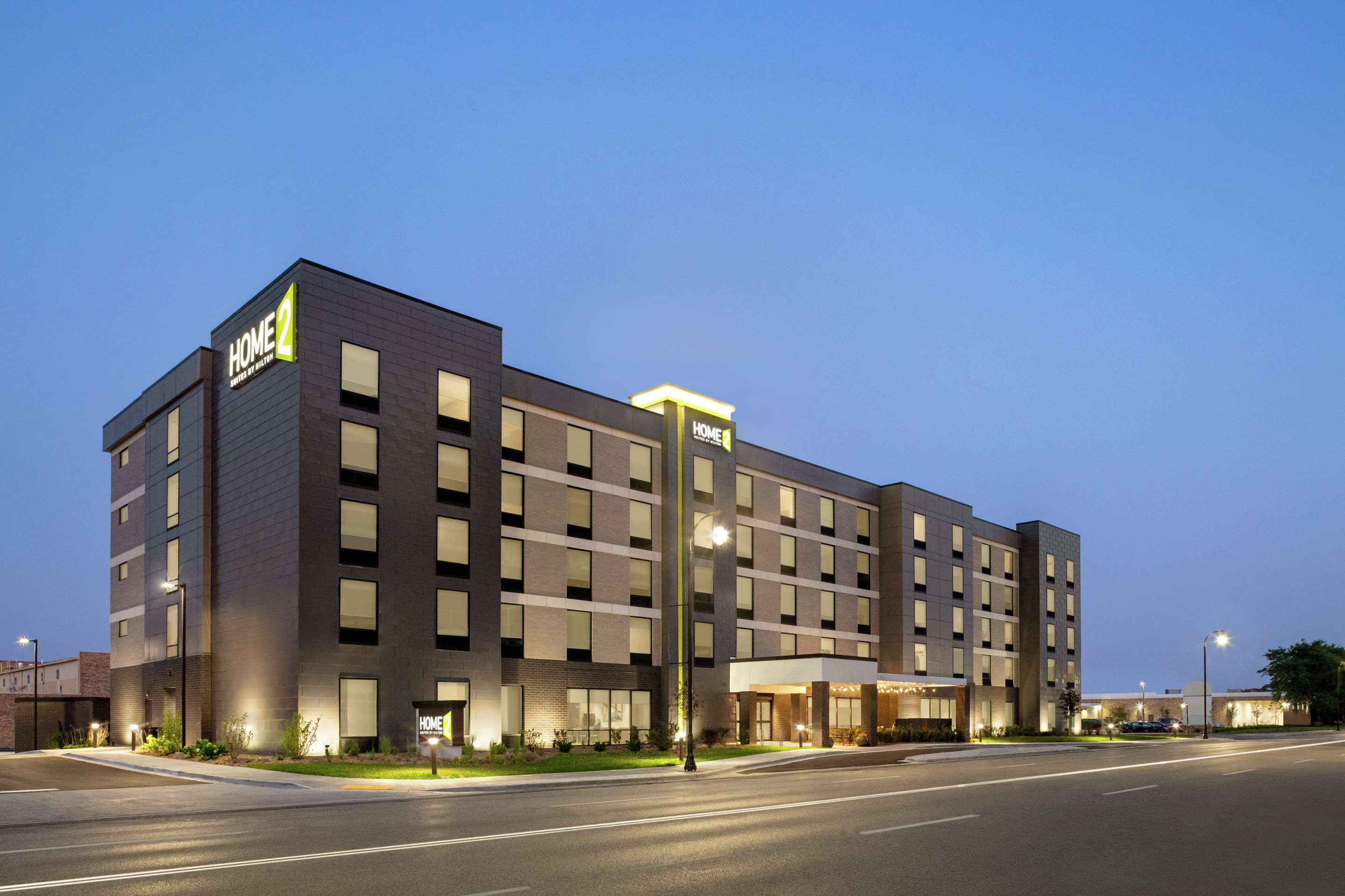 Exterior | Home2 Suites By Hilton Milwaukee West