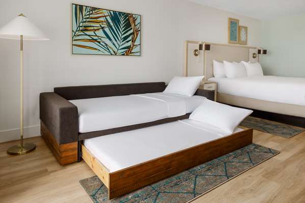  - Beal House Hotel Beachfront Fort Walton Beach