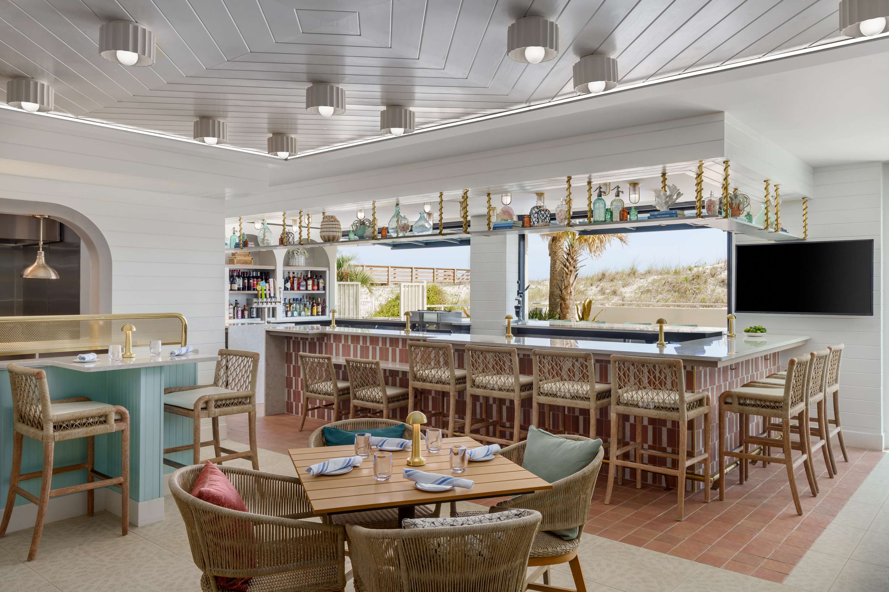 BarLounge | Beal House Fort Walton Beach, Tapestry Collection by Hilton