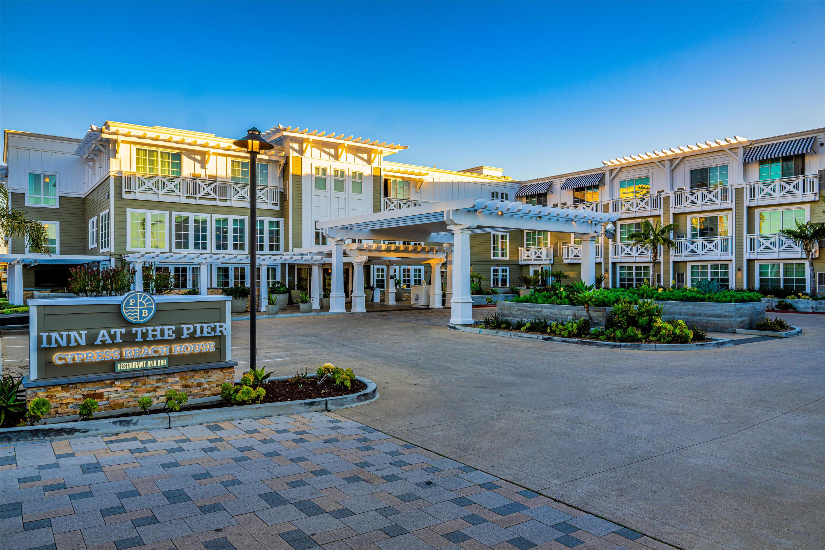 Exterior | Inn at the Pier Pismo Beach, Curio Collection by Hilton