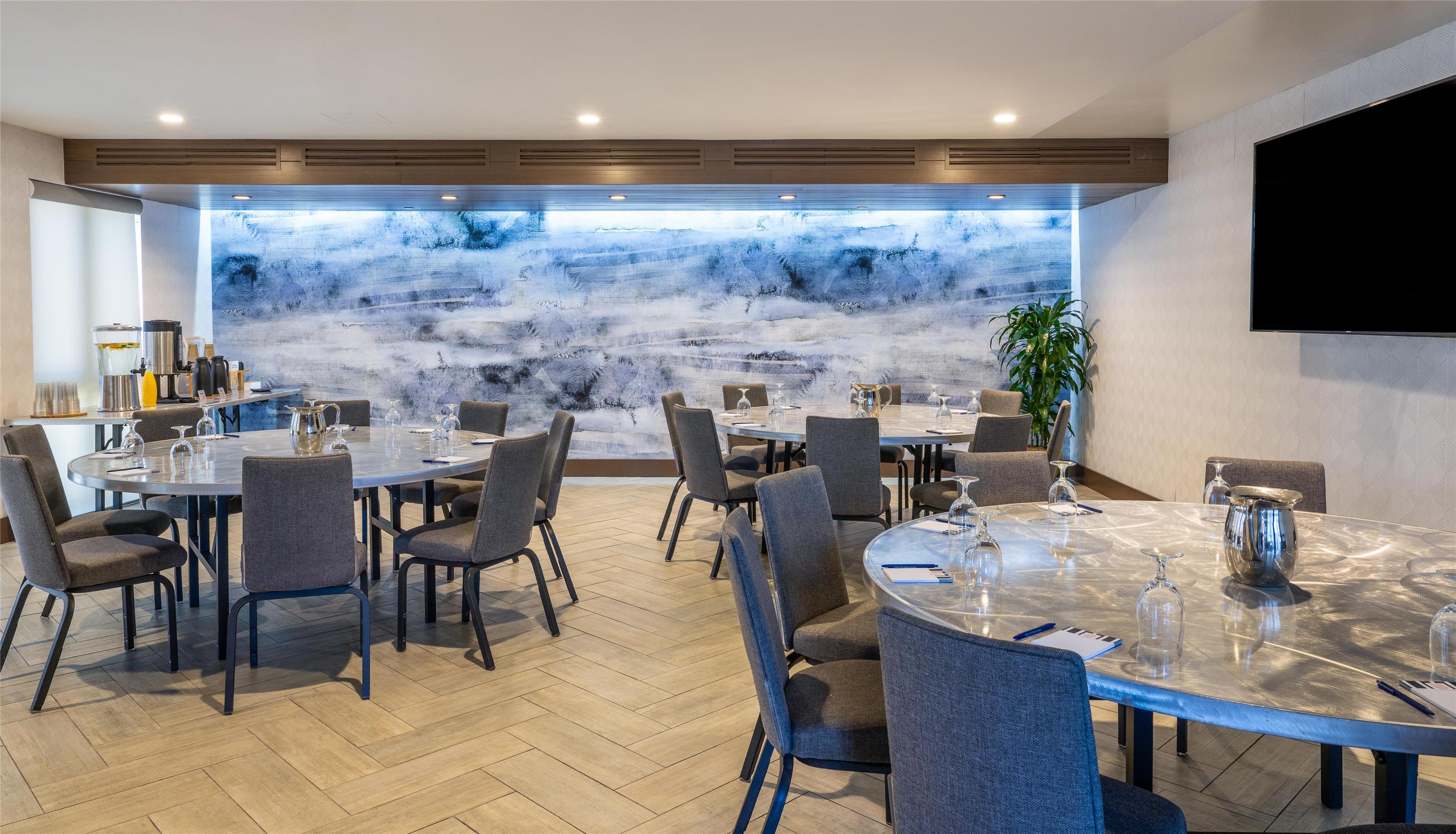 Meeting Room | Inn at the Pier Pismo Beach, Curio Collection by Hilton