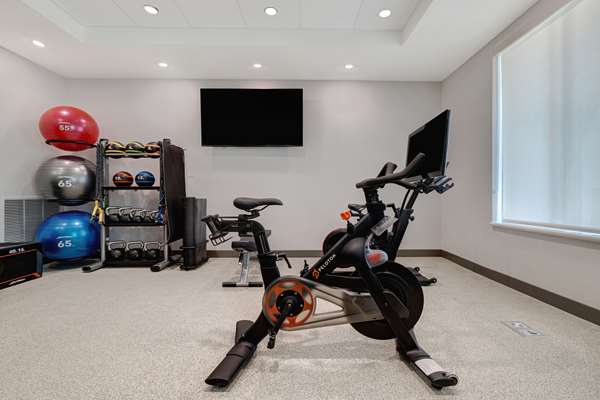Fitness/ Exercise Room - Home2 Suites by Hilton Petaluma