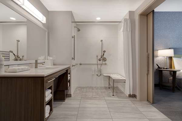  - Home2 Suites by Hilton Petaluma