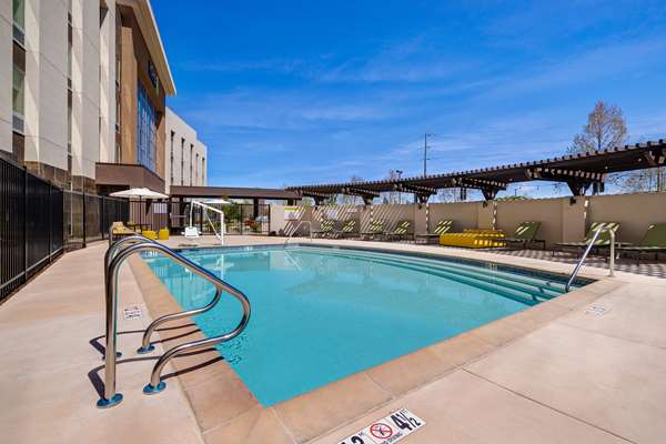Pool - Home2 Suites by Hilton Petaluma