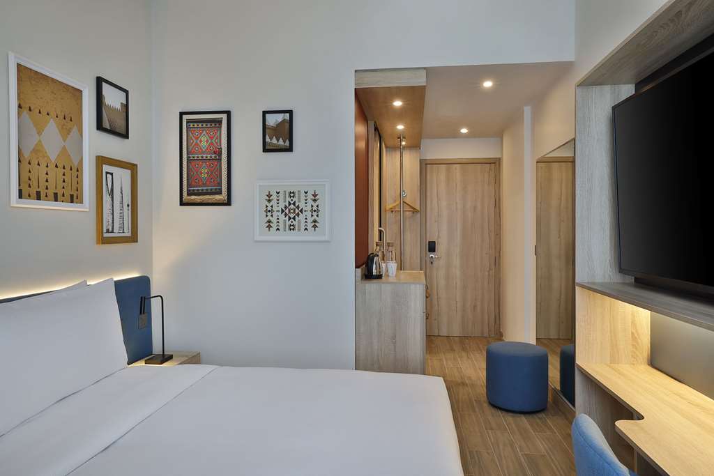 Hampton by Hilton Sharma Room Type - KING ROOM