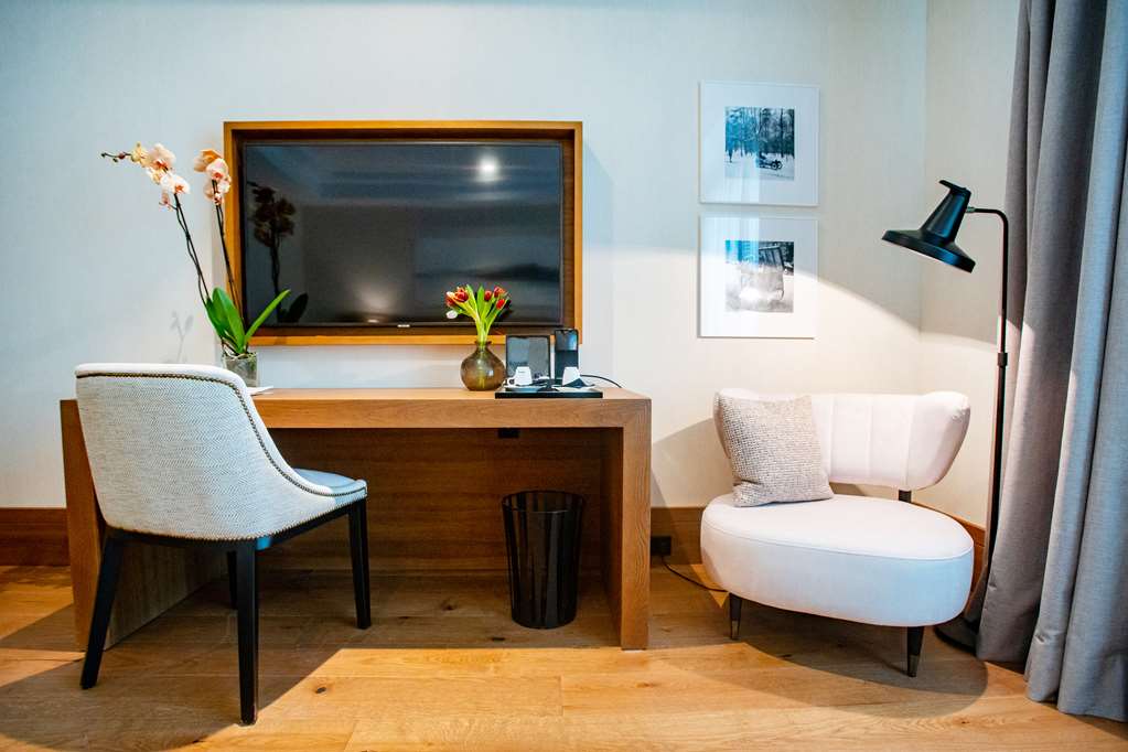 SOHO BOUTIQUE EQUITATIVA-guestroom-Guest Room,Guest Room Amenity,On-Site.jpg