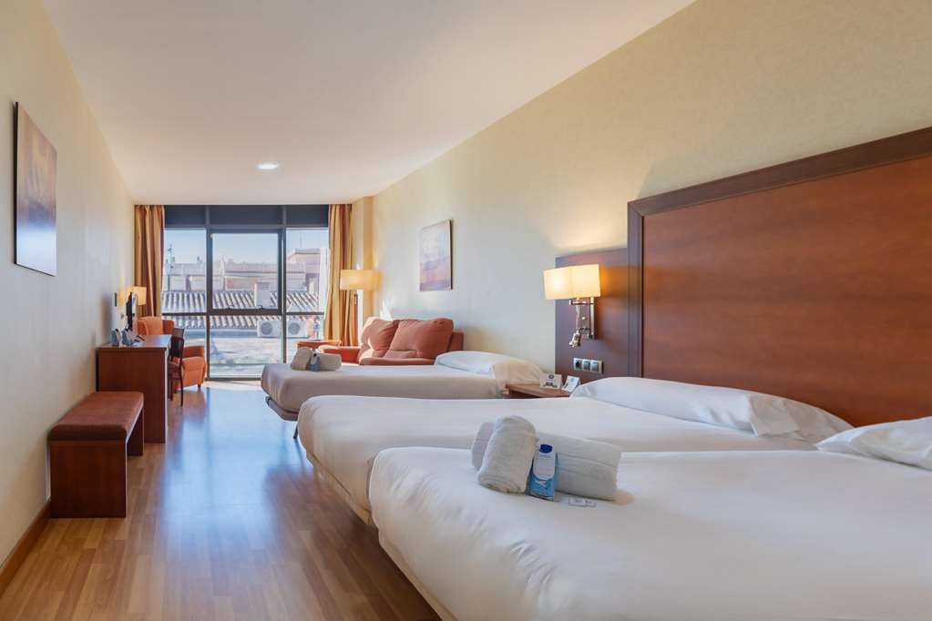 MOON DREAMS CALABAHIA-guestroom-Guest Room,On-Site.jpg