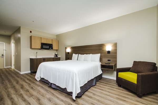  - SureStay Studio by Best Western Downtown Conroe