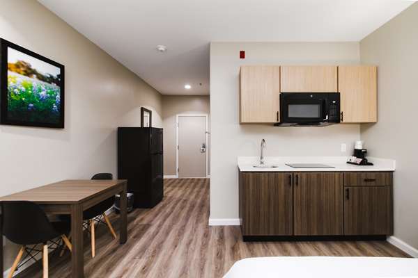  - SureStay Studio by Best Western Downtown Conroe