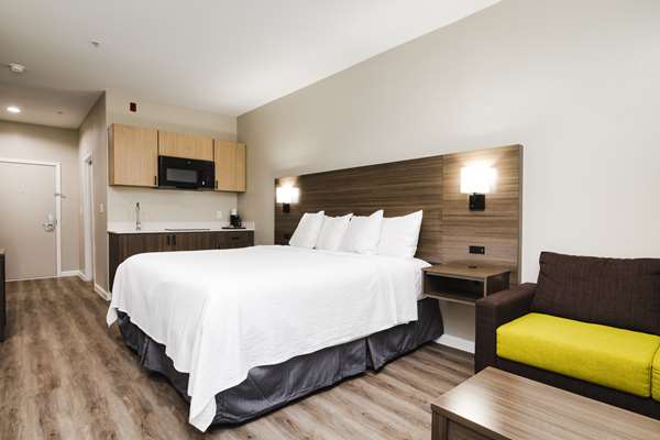 - SureStay Studio by Best Western Downtown Conroe