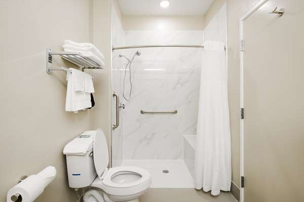  - SureStay Studio by Best Western Downtown Conroe