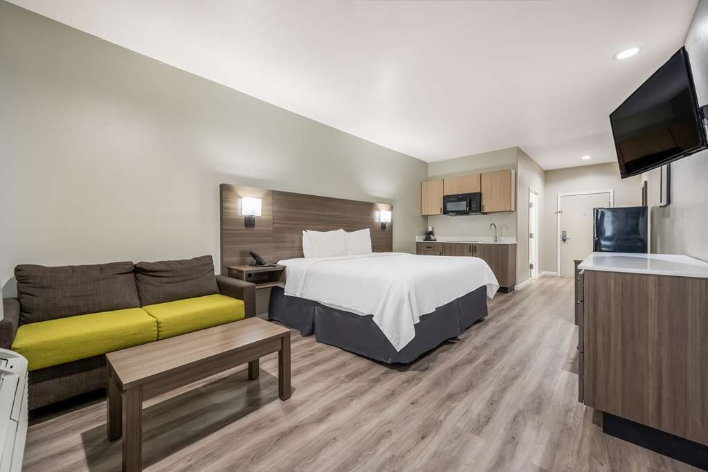 SureStay Studio by Best Western Conroe Downtown-guestroom-Guest Room,On-Site.jpg