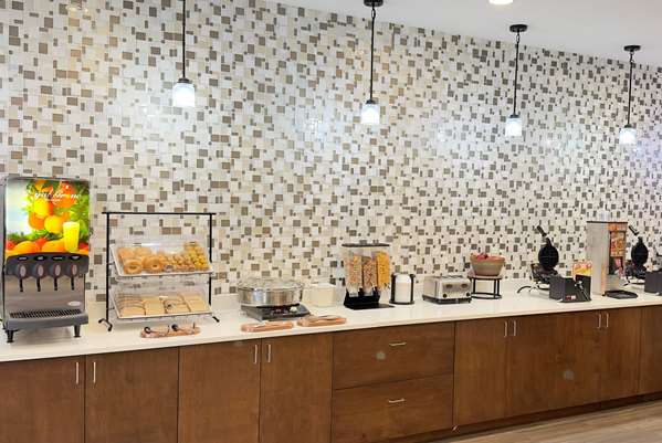  - La Quinta Inn & Suites Jackson - I-55, Exit 99