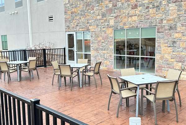  - La Quinta Inn & Suites Jackson - I-55, Exit 99