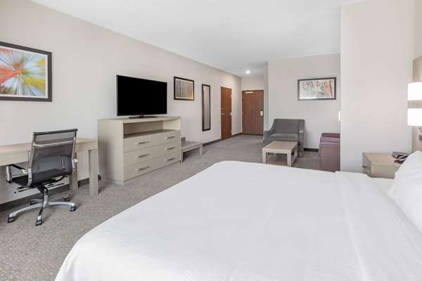 Suite - La Quinta Inn & Suites Jackson - I-55, Exit 99