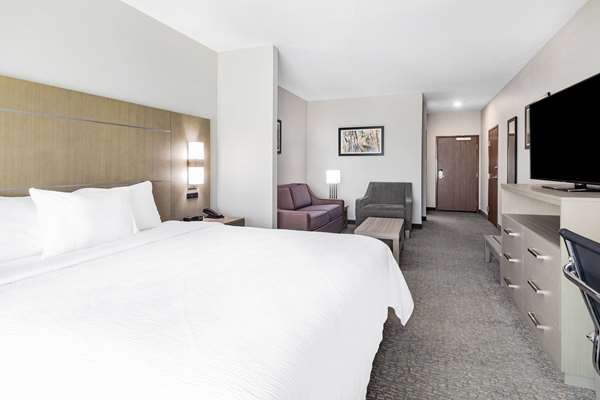 Suite - La Quinta Inn & Suites Jackson - I-55, Exit 99