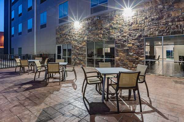  - La Quinta Inn & Suites Jackson - I-55, Exit 99