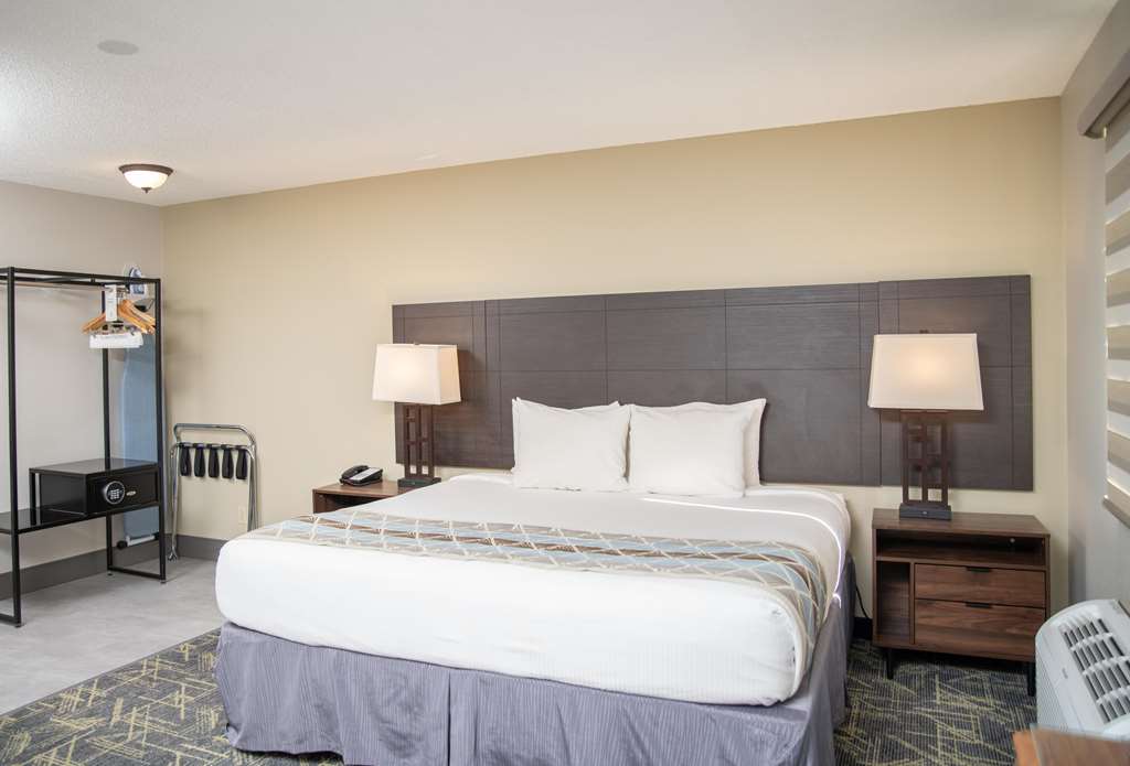 SureStay Plus by Best Western Montrose-guestroom-Guest Room,Suite,On-Site.jpg