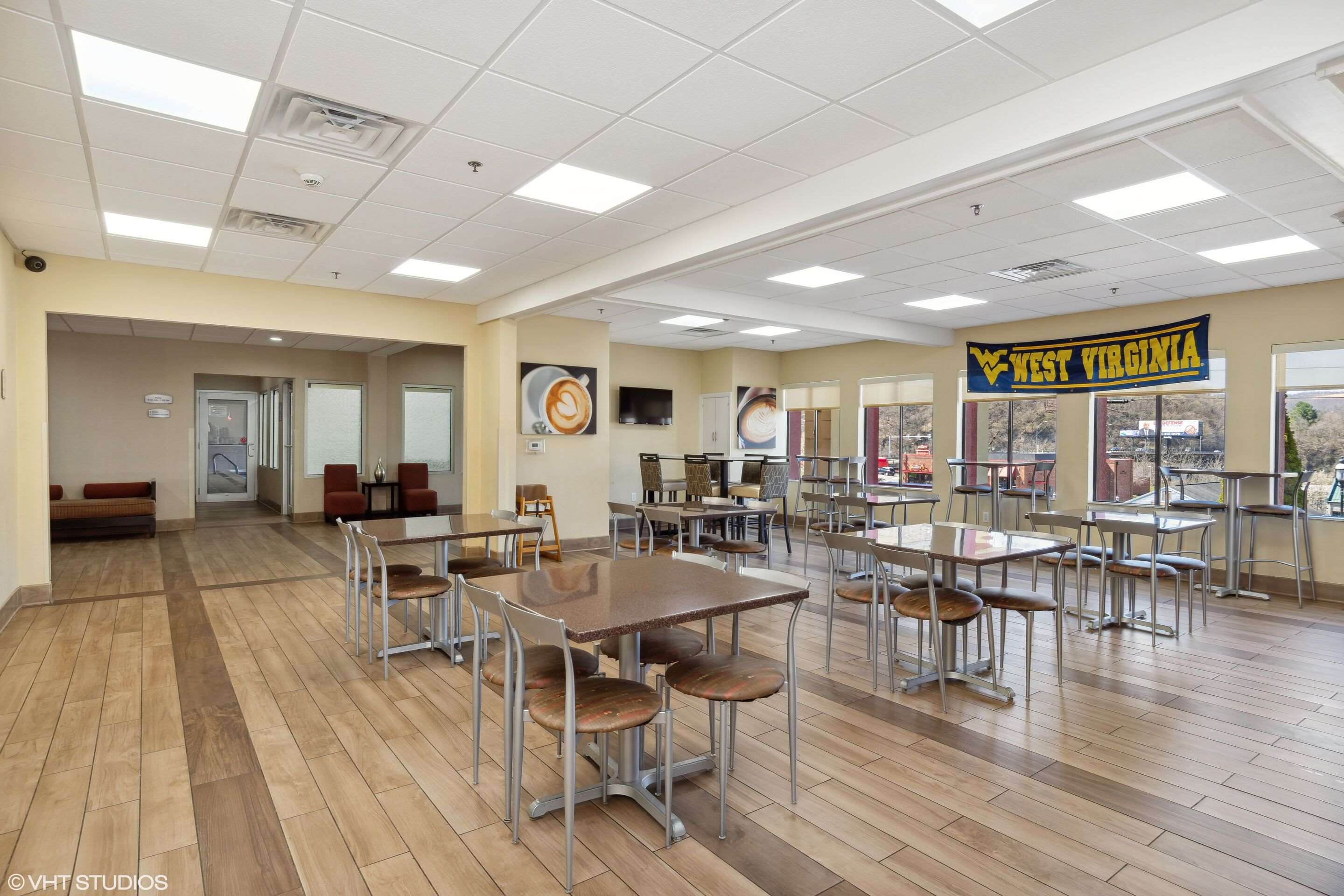 Breakfast area | Quality Inn & Suites
