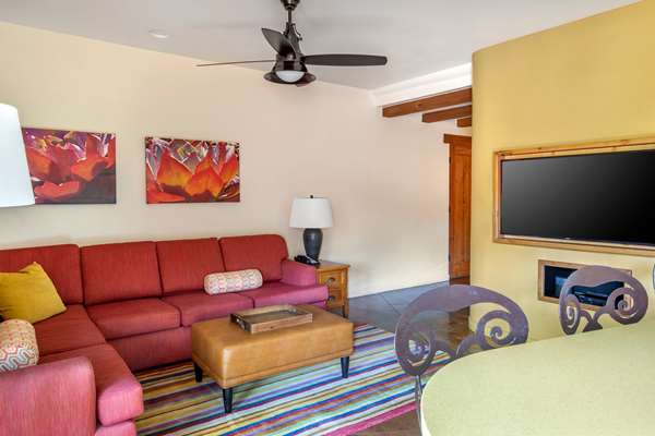  - Hilton Grand Vacations Club Palm Desert Resort